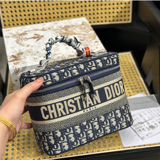 Storage Bag Three-D Three-Dimensional Embossed Embroidery 2023 Summer New Style High-End Cosmetic Portable Travel Out